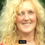 Profile Picture of Sharon Lowe (@the_secret_lives_of_my_pets) on Instagram