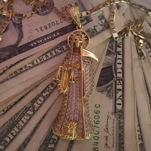 Profile Picture of Dustin Mayer (@dmayer888) on Poshmark