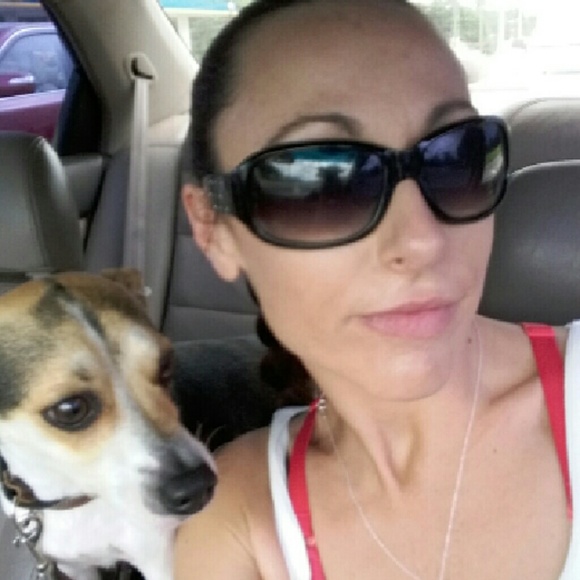 Profile Picture of Amanda Trehern (@mandymarie55) on Poshmark