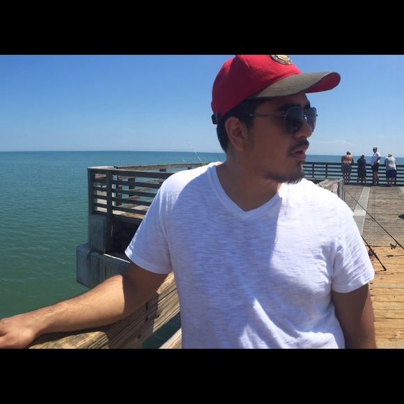 Profile Picture of Cesar Perez (@cperez2016) on Poshmark