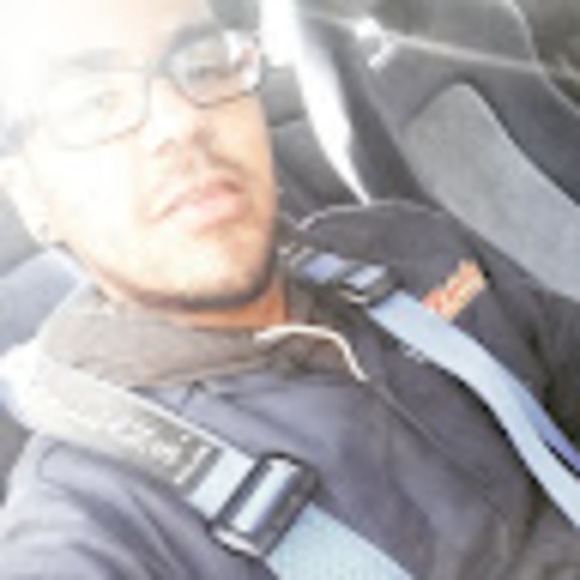 Profile Picture of Peter Pena (@peterpena93) on Poshmark