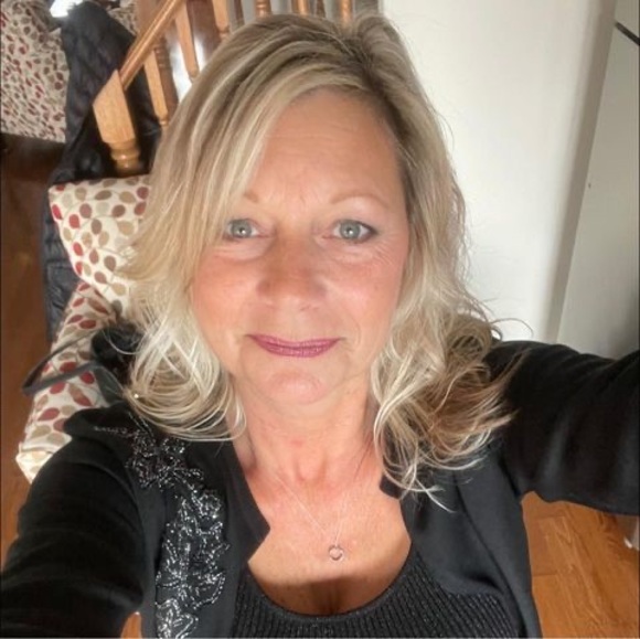 Profile Picture of Liana Wehrmann (@lchrystian) on Poshmark