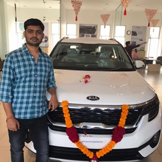 Profile Picture of Anand Parmar (@anand.parmar.982) on Facebook
