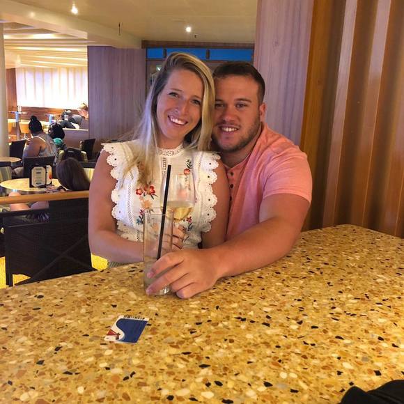 Profile Picture of Eric Sontag (@ezs5299) on Poshmark