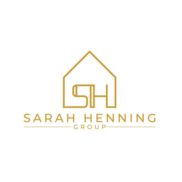 Profile Picture of Sarah Henning (@sarahghenning) on Poshmark