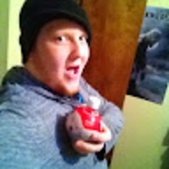 Profile Picture of Tyler Coker (@tycocoker) on Poshmark