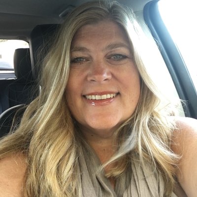 Profile Picture of Kim Sharp (@KimShiftEvents) on Twitter