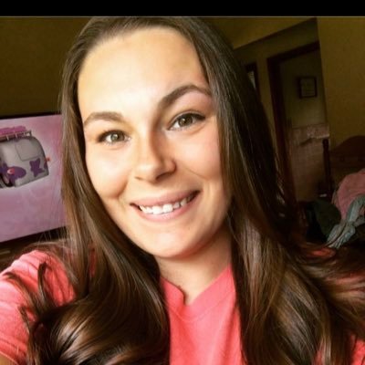 Profile Picture of Aimee Hoffman (@AimeeKeith11) on Twitter