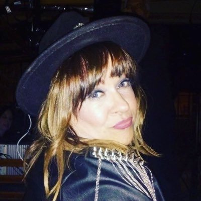 Profile Picture of Nina Morbelli Cantante (@MonicaOlivos) on Twitter