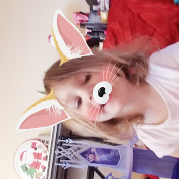 Adreianna Zebro - Poshmark Profile Picture of Adreianna Zebro (@adreiannazebro) on Poshmark