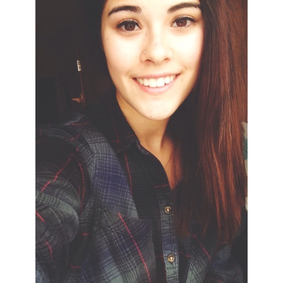 Profile Picture of Meghan Balich (@meghan1818) on Poshmark