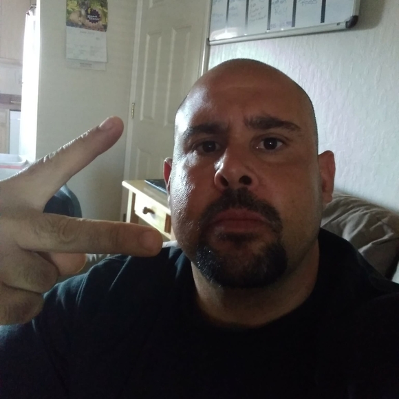 Derek Noble - Poshmark Profile Picture of Derek Noble (@dereknoble2018) on Poshmark