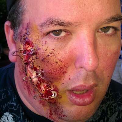 Profile Picture of Eric Hankins (@TallDaddyEric) on Twitter