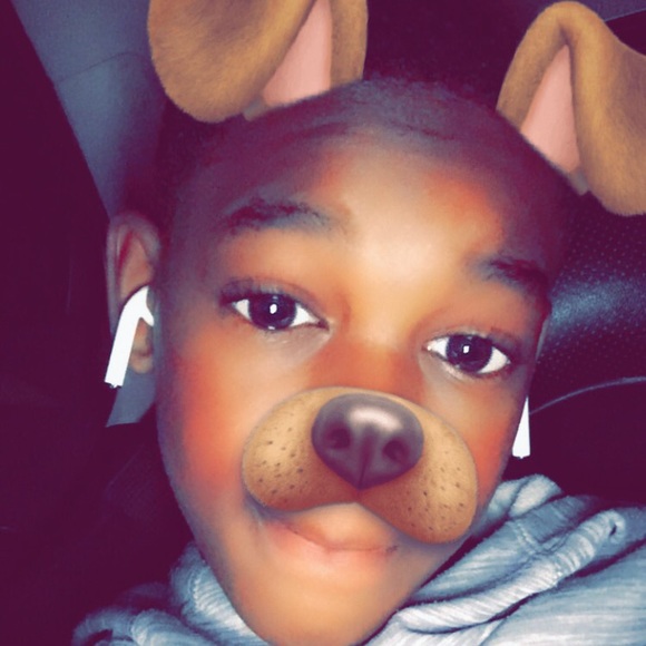 Ken Tyler - Poshmark Profile Picture of Ken Tyler (@kentyler658) on Poshmark