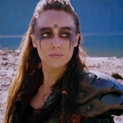 Profile Picture of Alex ⚔︎ Prince HalfDemon - TEAM RED 🌹 (@LemonHeda) on Twitter