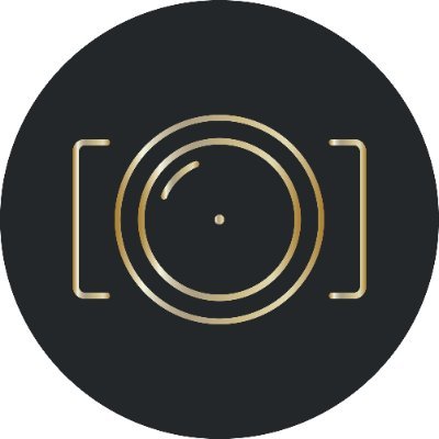 Profile Picture of Sarah Macnaught (@PhotoCurators) on Twitter