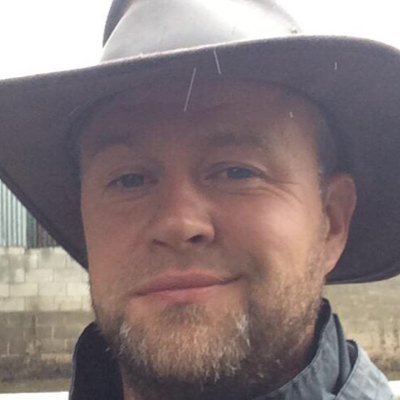 Profile Picture of PAUL GRACE (@COWMAN186) on Twitter