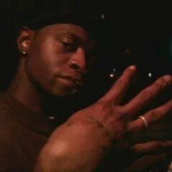 Profile Picture of Kevin Cason (@keezykee19) on Poshmark