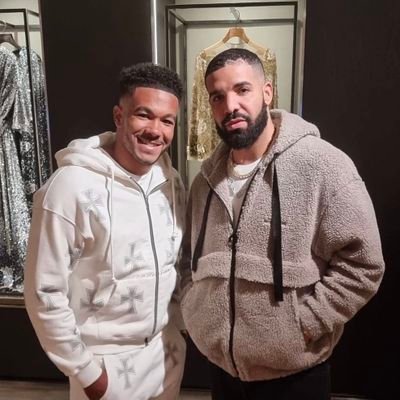 Profile Picture of astronomical guy ✨ (@chrismungecha) on Twitter