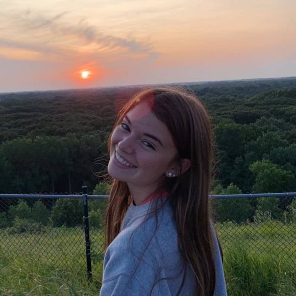 Profile Picture of Maya Mckeague (@mayamckeague) on Poshmark