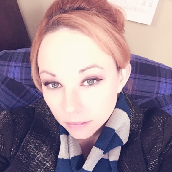 Profile Picture of Kirstin Falkowsky (@kirsty777) on Poshmark