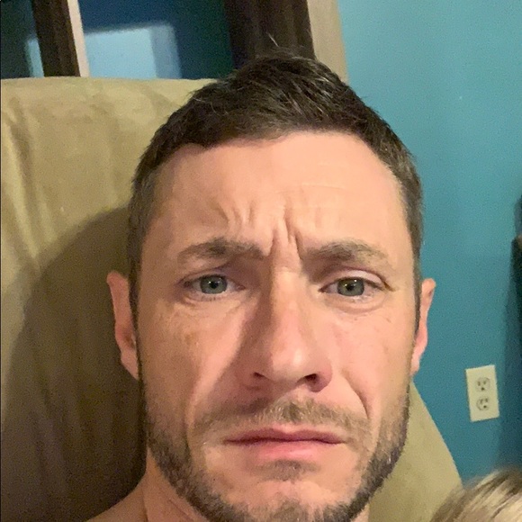 Profile Picture of Ashley Heathcoat (@afrostyh21) on Poshmark