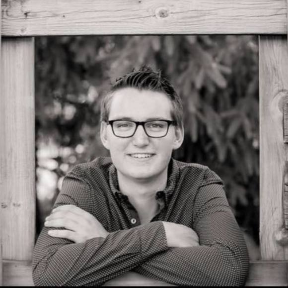 Profile Picture of Andrew Dowty (@adowty) on Poshmark