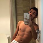 Profile Picture of Arturo Alarcón (@arturo__alarcon) on Instagram