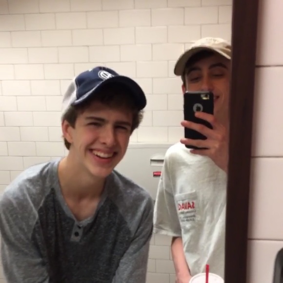 Profile Picture of Nate Smith (@natesmith203) on Poshmark