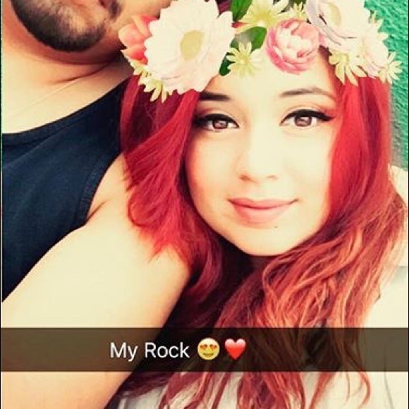 Profile Picture of Serena Bixler (@serenabixler) on Poshmark