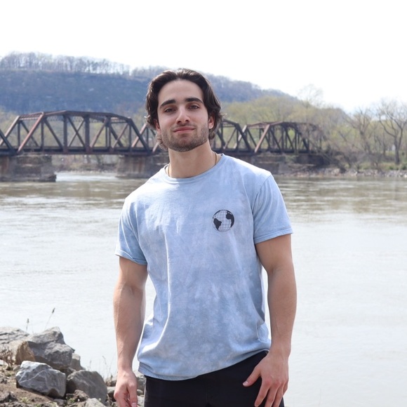 Profile Picture of Jake Portolese (@jakeportolese) on Poshmark