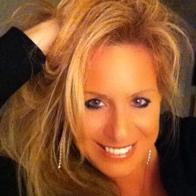 Profile Picture of Sandy Reynolds (@sandyreynolds02) on Twitter