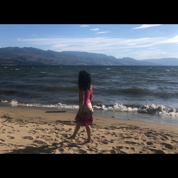 Profile Picture of Komal Rehill (@kayare612) on Poshmark