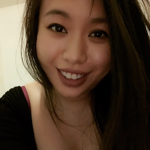 Profile Picture of Anita Chu (@hiimanita) on Poshmark