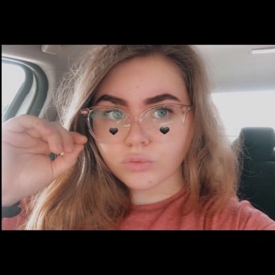 Profile Picture of Lucy ♡ (@lucy_schultz) on Twitter