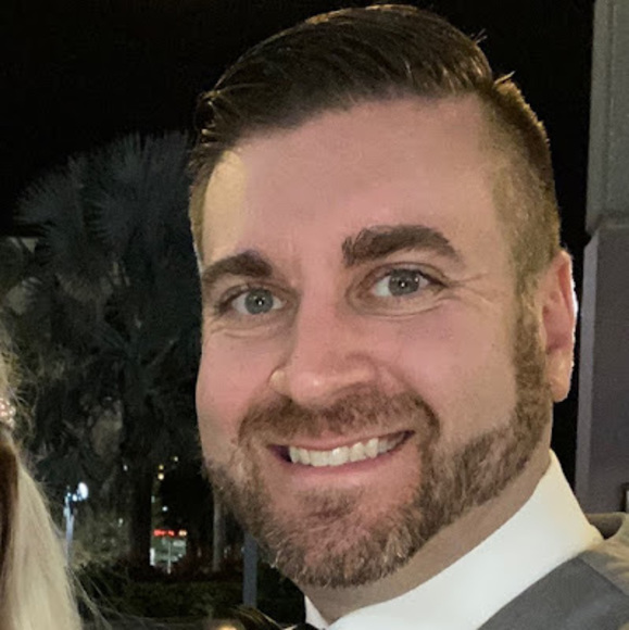 Profile Picture of Daniel Bovenzi (@dbovenzi86) on Poshmark