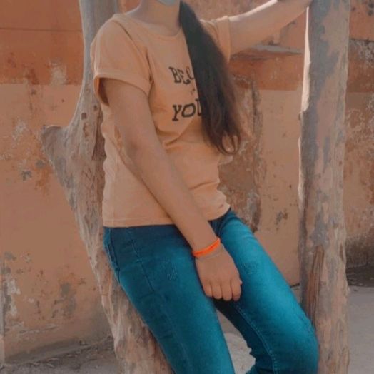 Profile Picture of shivangee shukla (@shivangeeshukla) on Tiktok