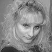 Profile Picture of Valandra's World (@valandrasworld) on Youtube