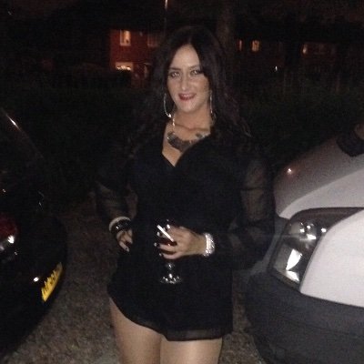 Profile Picture of Louise Langley (@Louisel20811013) on Twitter