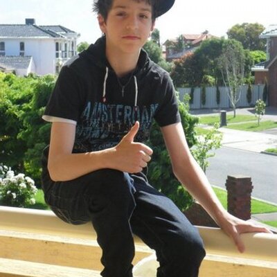 Profile Picture of Peter Giannakopoulos (@Peter_Grkpride1) on Twitter