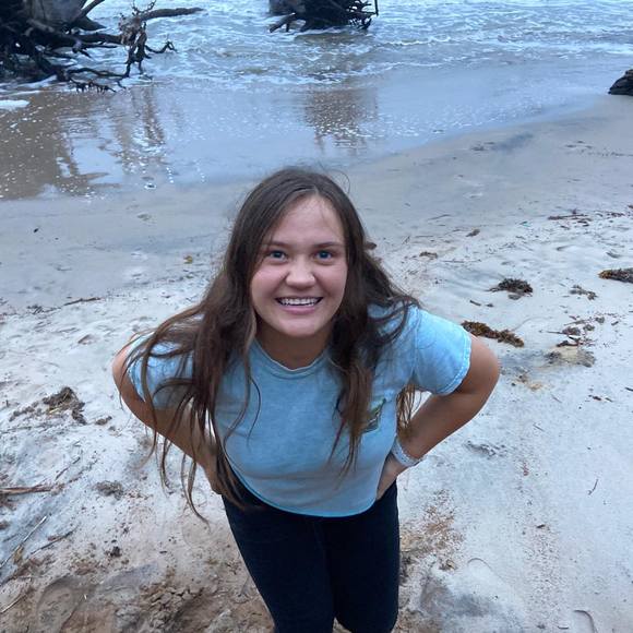 Profile Picture of Vanessa Struck (@vstruck) on Poshmark