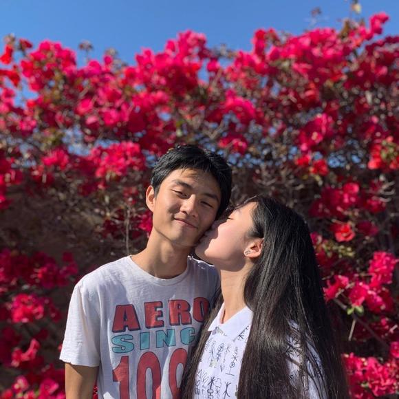Profile Picture of Khoi Bui (@khoikhoi26) on Poshmark