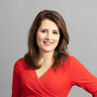 Profile Picture of Michele Powers (@michele_powers_wx) on Instagram