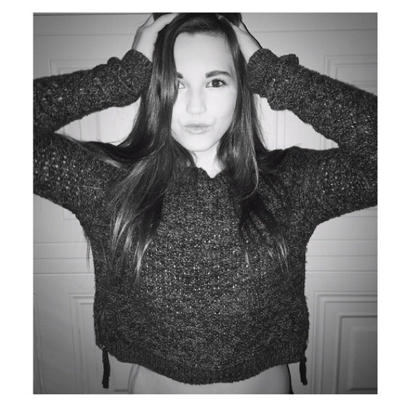 Profile Picture of Loren Danielson (@lorendanielson) on Poshmark
