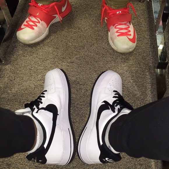 Profile Picture of Justin Hatchett (@thats_fresco) on Poshmark