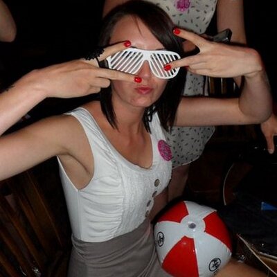 Sarah Henthorn - Twitter Profile Picture of Sarah Henthorn (@rocket_ron2012) on Twitter