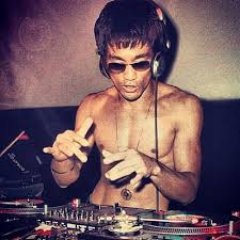 Profile Picture of They Don't Call Me Bruce (@weezles1) on Twitter