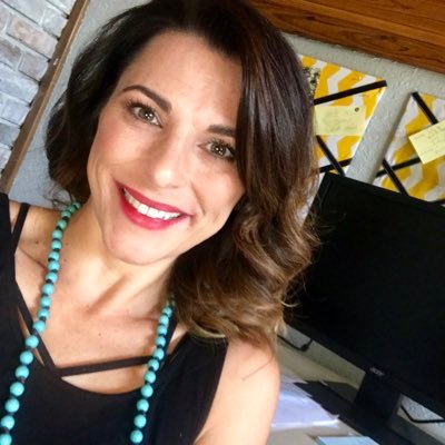 Profile Picture of Nicole Erwin (@nerwin1978) on Twitter