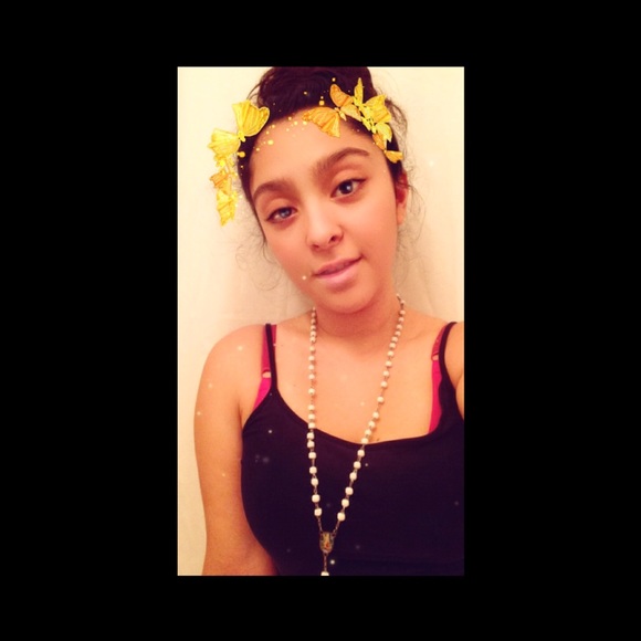 Profile Picture of Adamaris Salazar (@marissala1007) on Poshmark