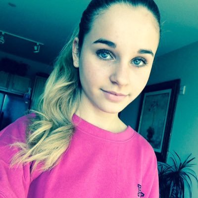 Profile Picture of Hannah Woosley (@claphannah) on Twitter